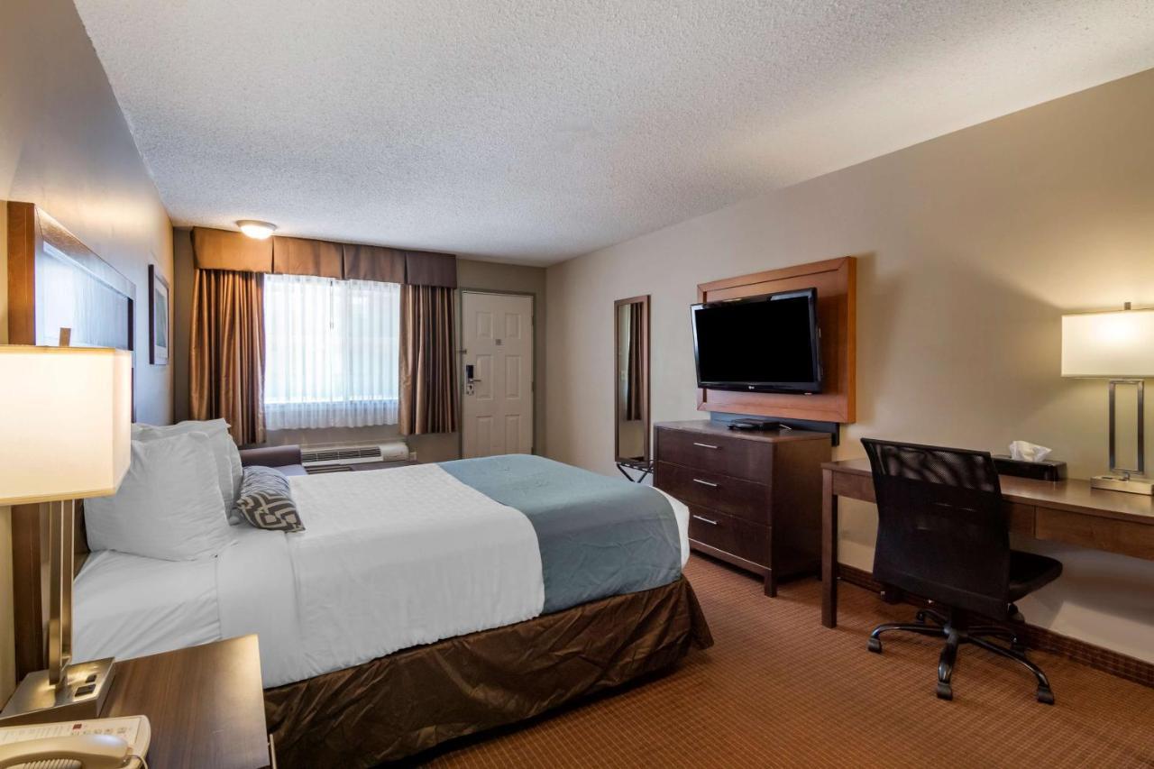 Surestay Plus Hotel By Best Western Salmon Arm Eksteriør billede