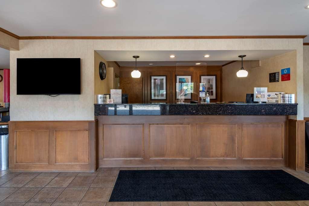 Surestay Plus Hotel By Best Western Salmon Arm Interiør billede