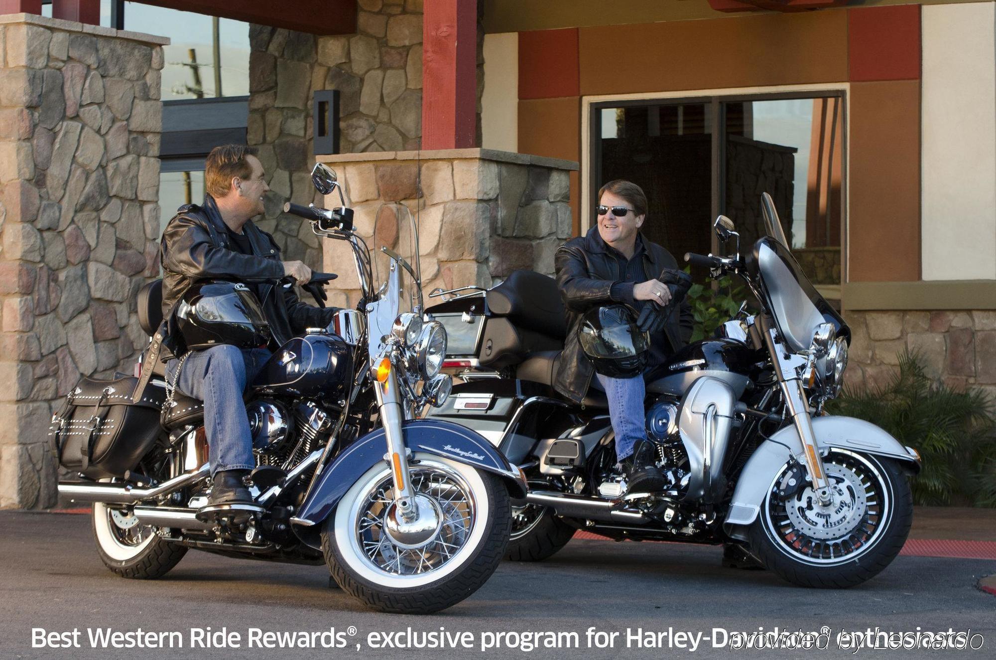 Surestay Plus Hotel By Best Western Salmon Arm Eksteriør billede