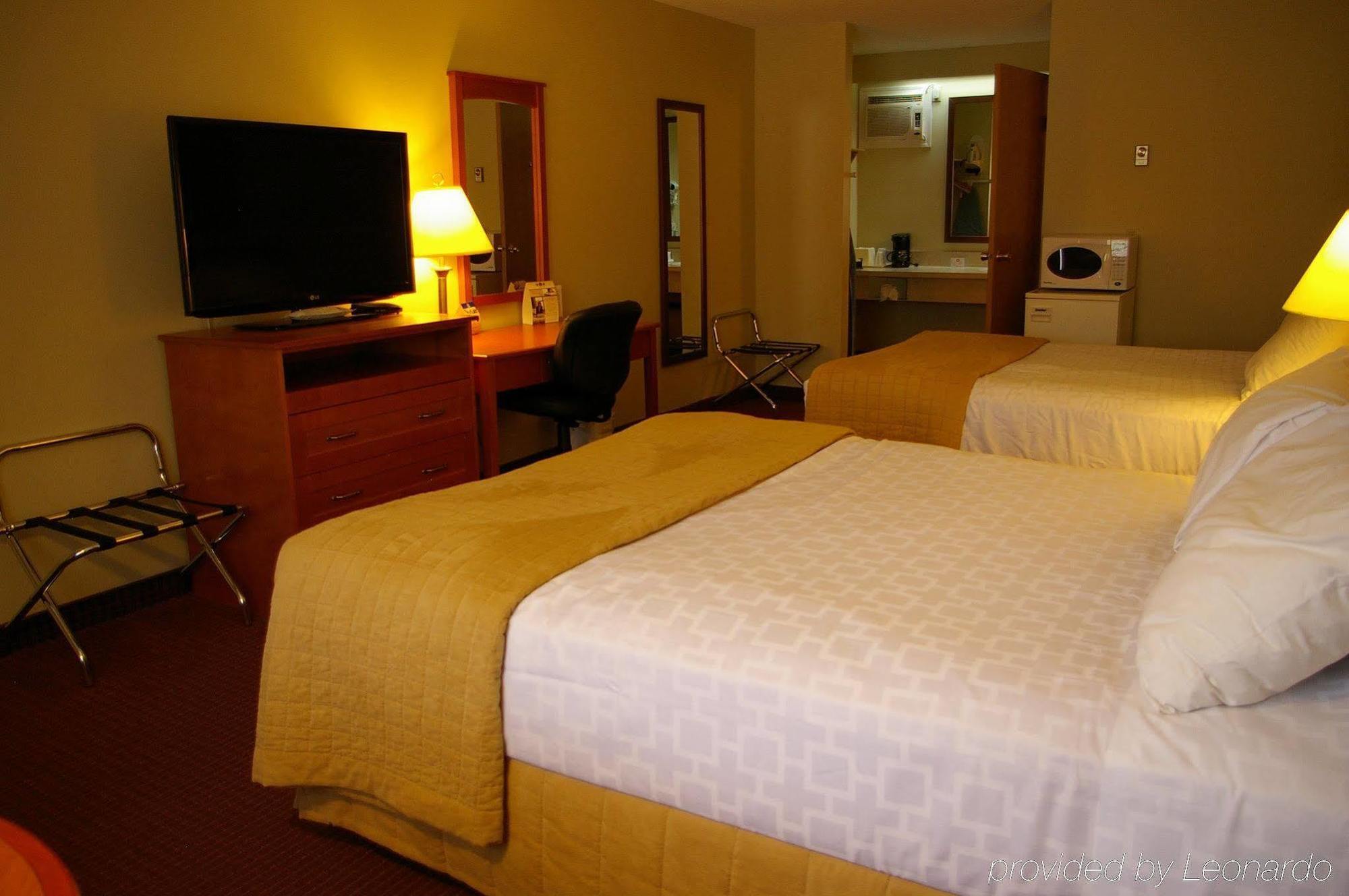 Surestay Plus Hotel By Best Western Salmon Arm Værelse billede