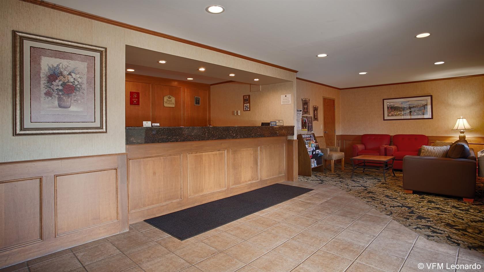 Surestay Plus Hotel By Best Western Salmon Arm Eksteriør billede